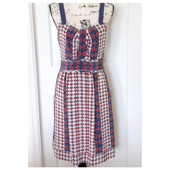 Marc Jacobs Dresses & Skirts - ❤️Mark Jacobs 100% Stunning Silk Dress❤️